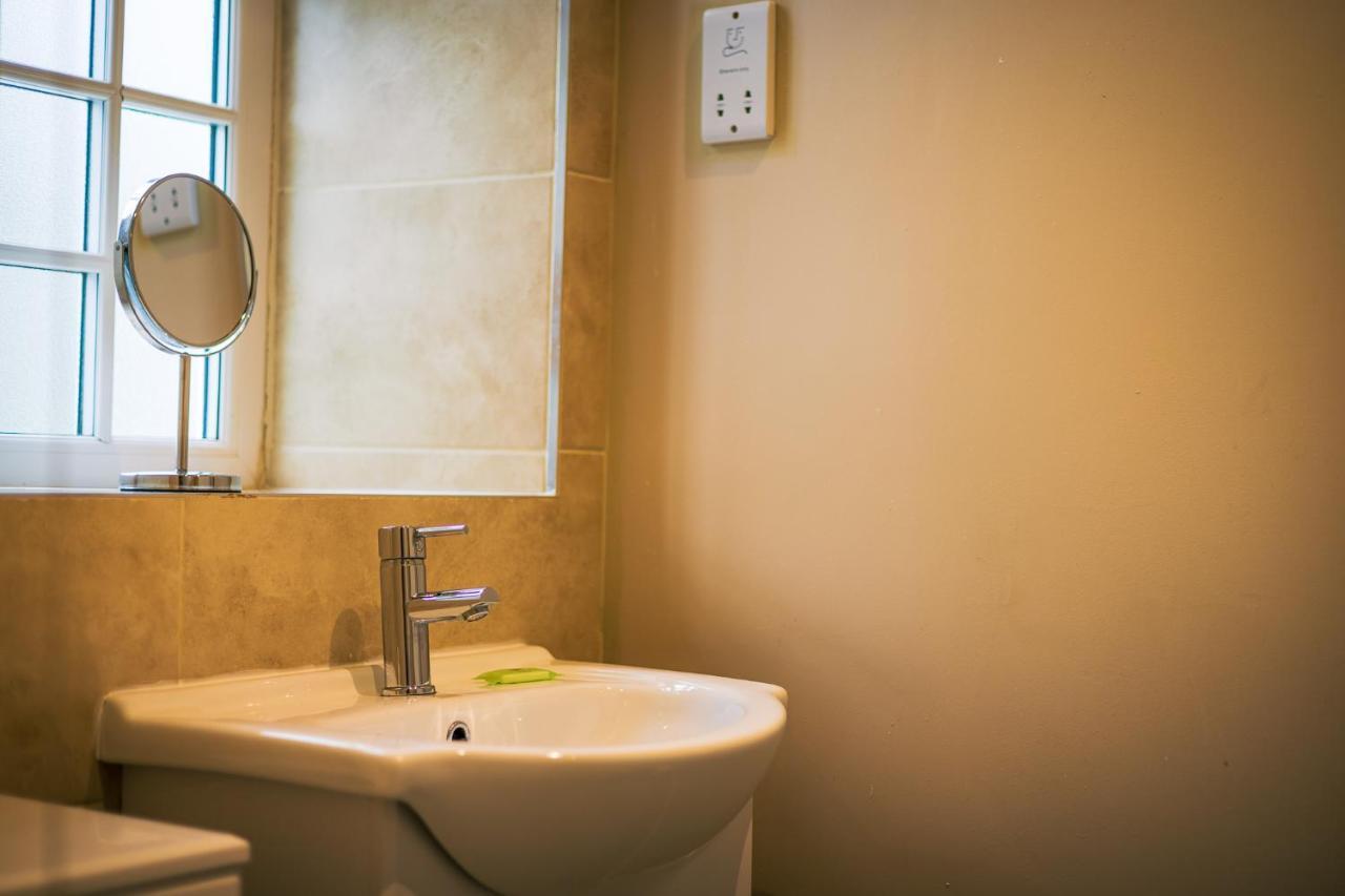 Three Horseshoes Inn Durham Bagian luar foto